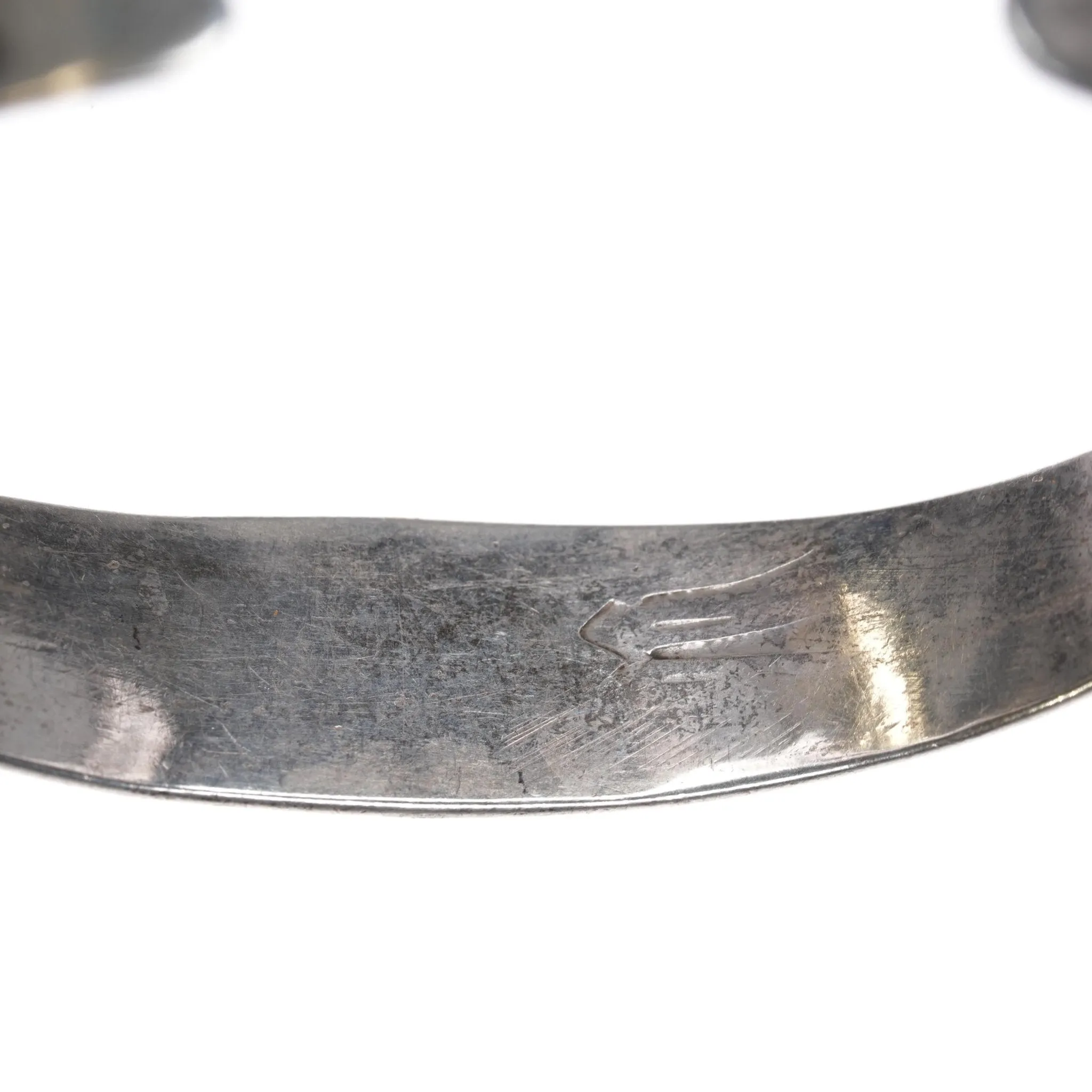 6.375" 30's-40's Fred Harvey sterling and turquoise cuff bracelet