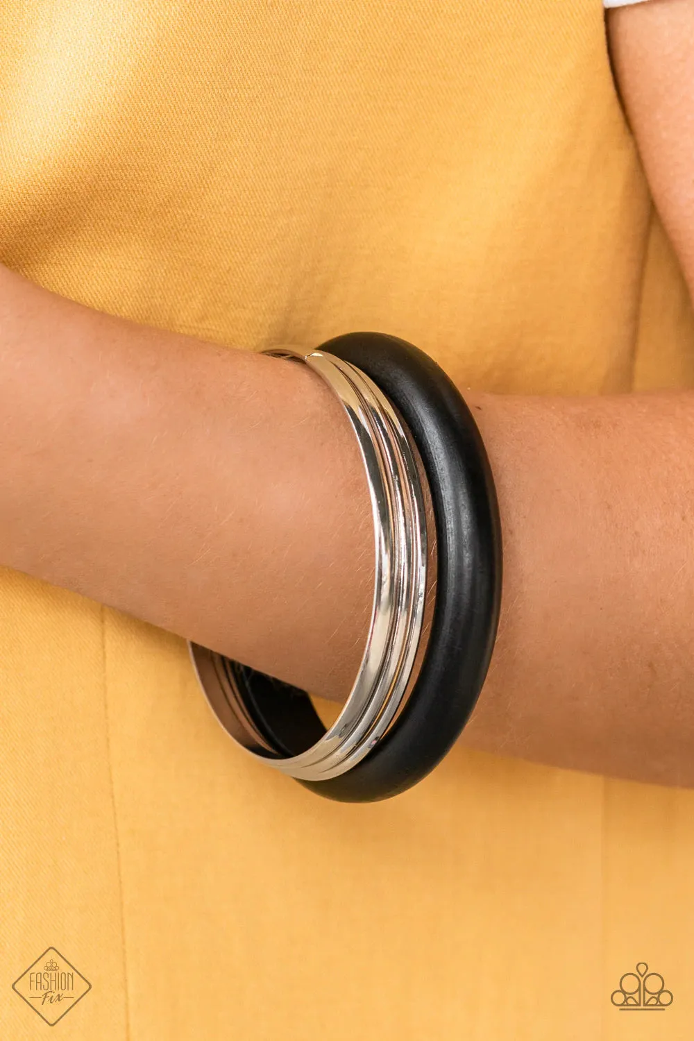 Adventurous Attitude - Black Bracelet (SS-0222)
