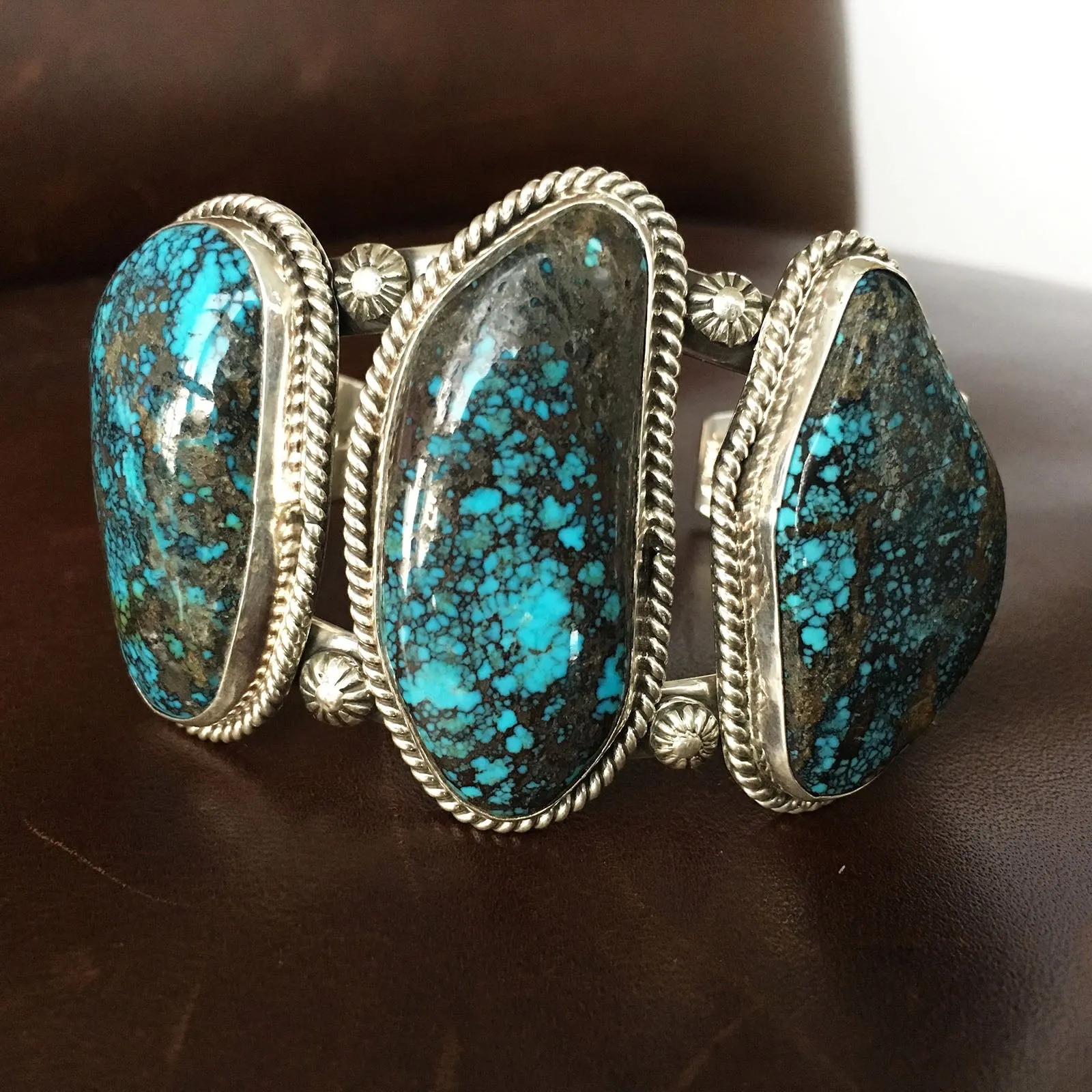 Beautiful Handmade 3 Stone Chinese Hubei Turquoise Sterling Silver Bracelet
