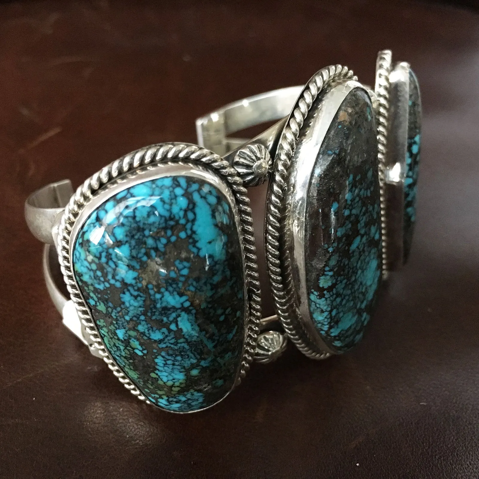 Beautiful Handmade 3 Stone Chinese Hubei Turquoise Sterling Silver Bracelet