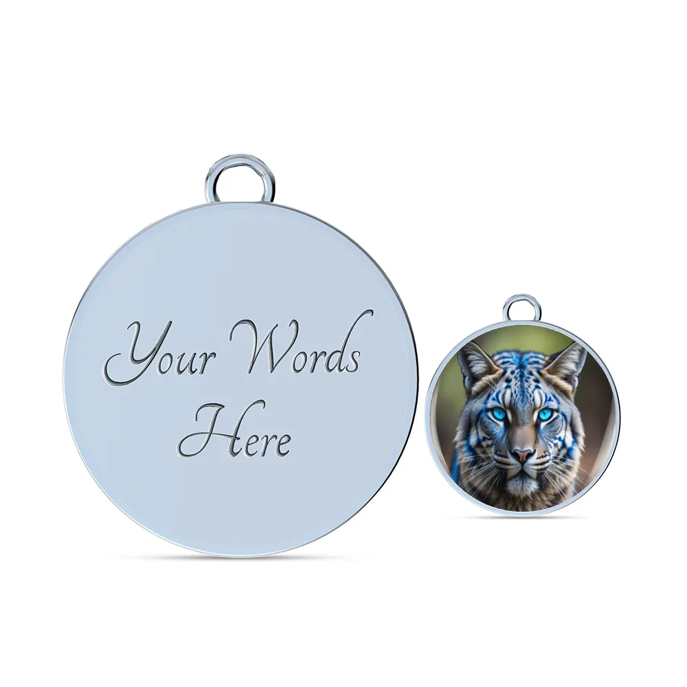 Blue Eyed Wildcat Round Graphic Luxury Bracelet