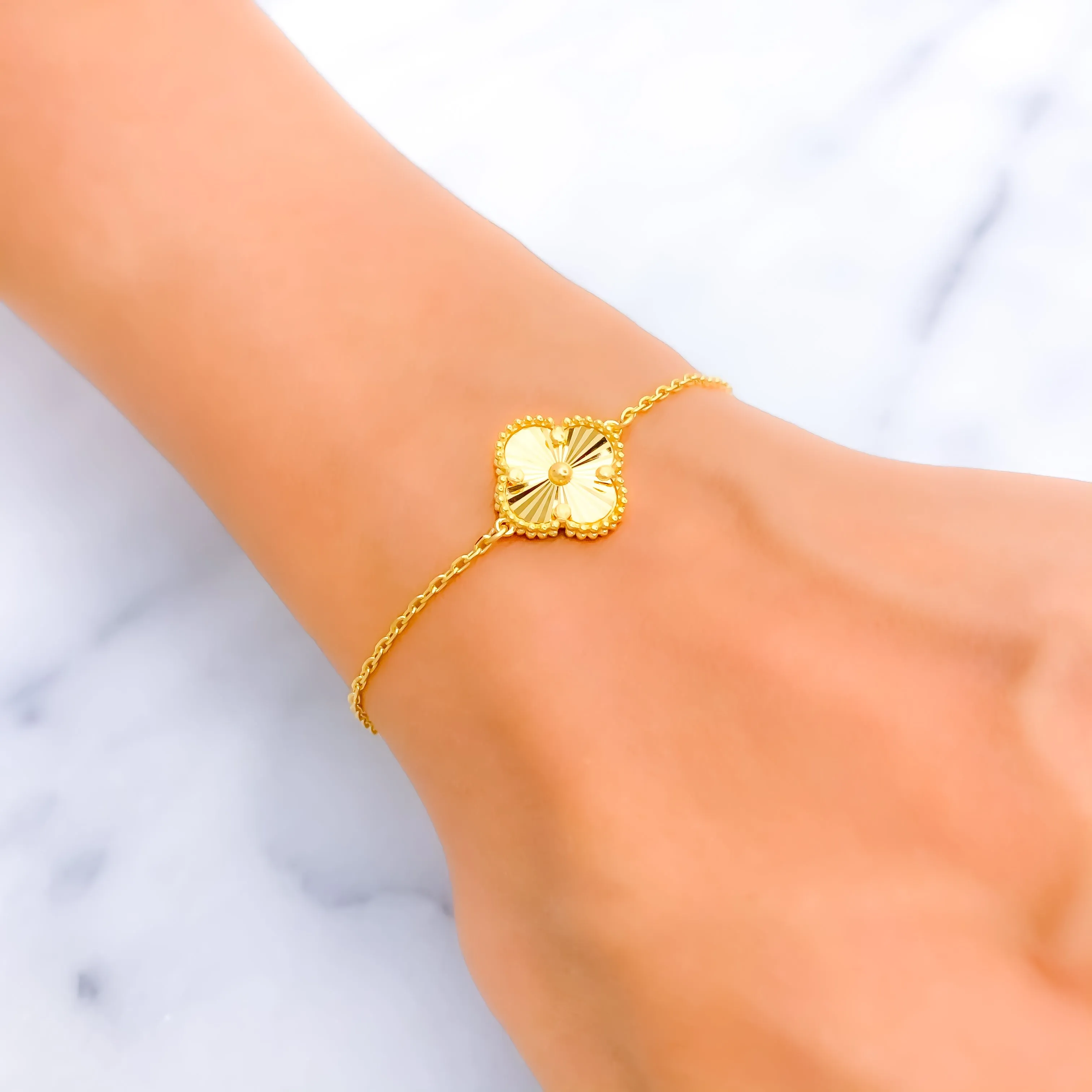 Bold Clover 21k Gold Bracelet