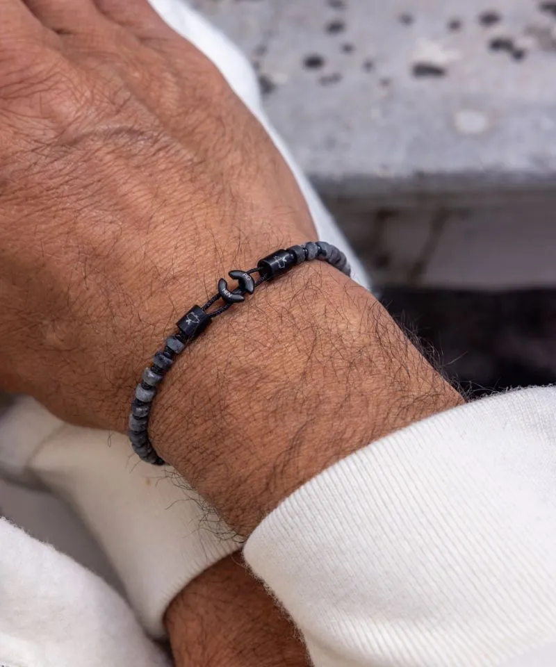 Brontide 4mm Beaded Bracelet in Spectrolite & Black