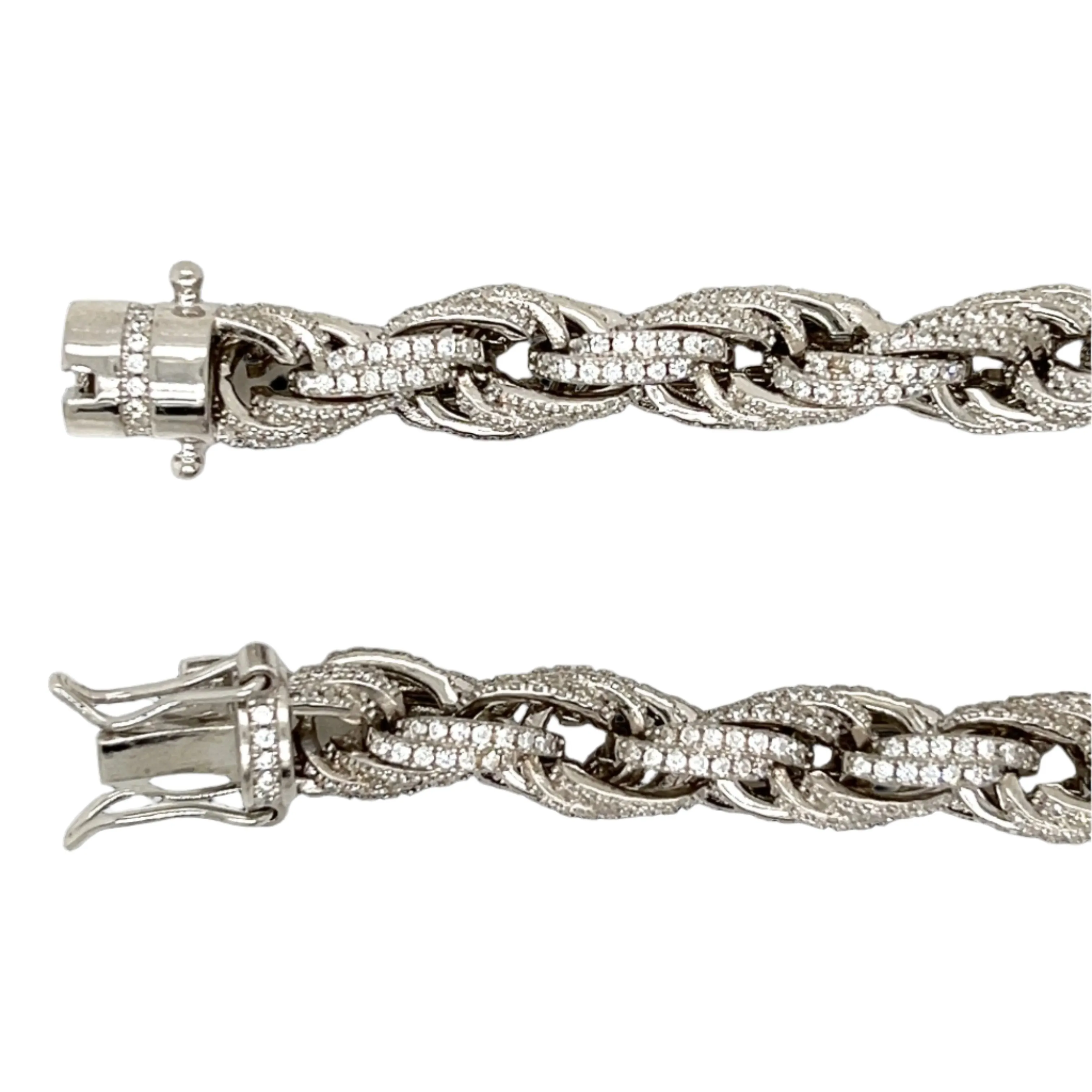 C305059 - 8MM