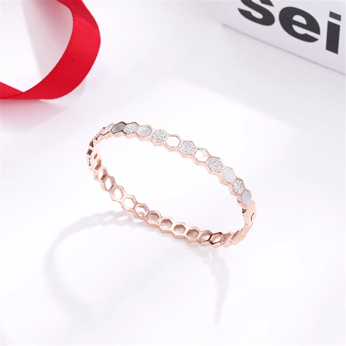 Cubic Zirconia & Shell Honeycomb Bangle