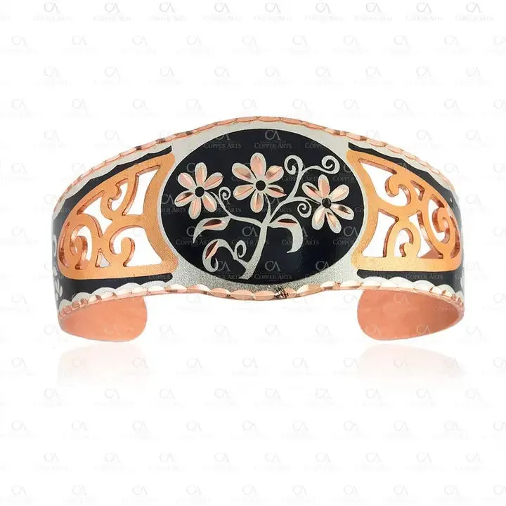 Filigree Design Bracelet Black Flower