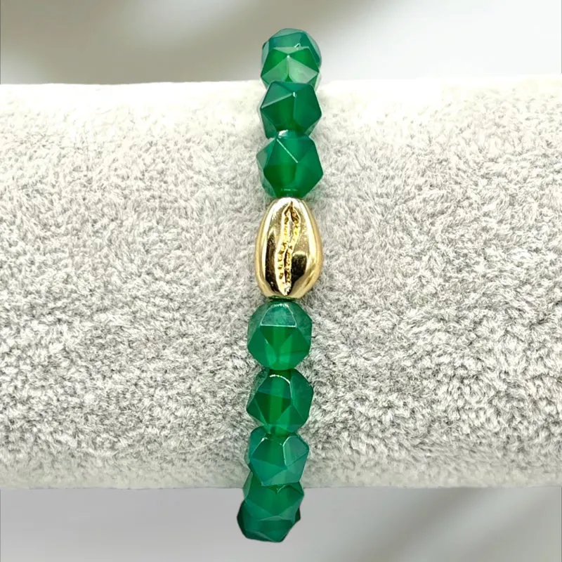 Green Agate and Shell Charm Bracelet