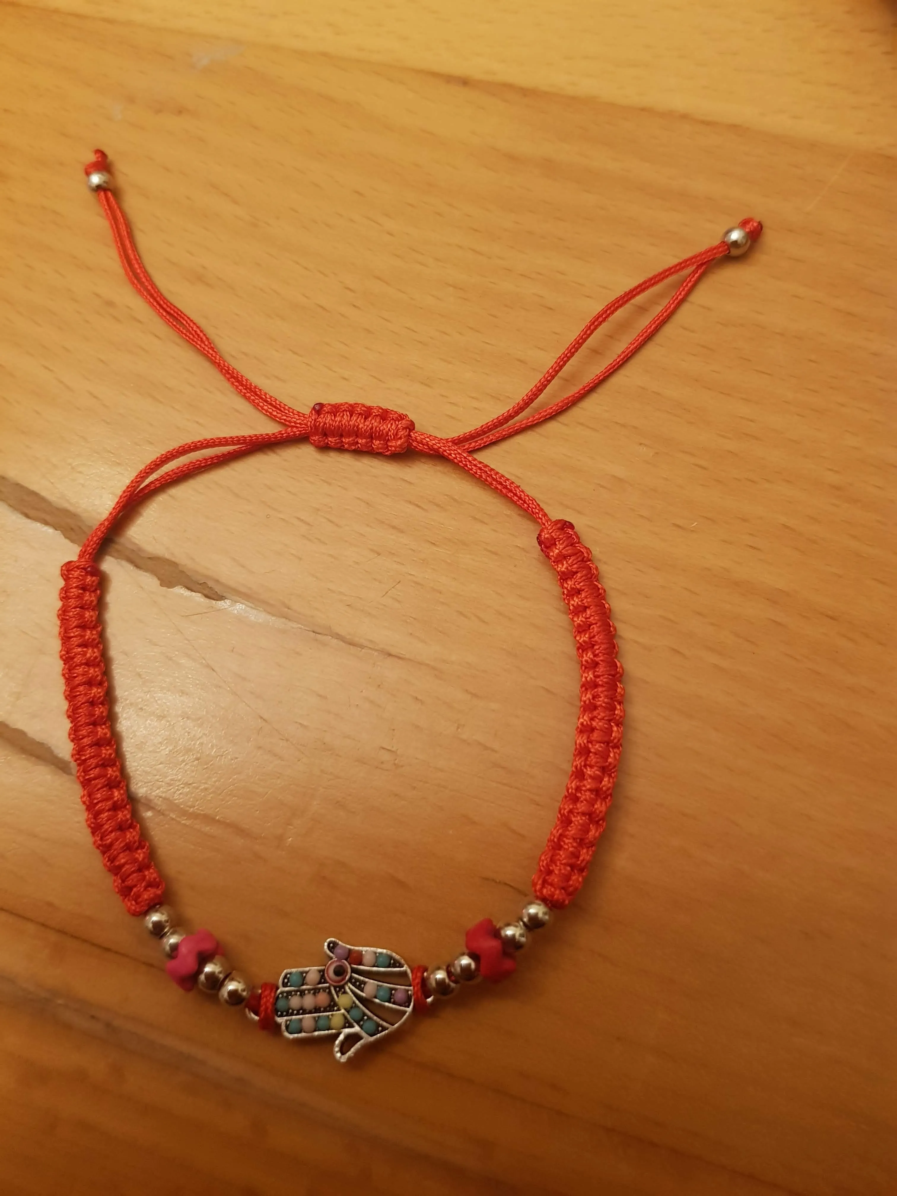 Kabbalah red string bracelet with a Hamsa / Talisman for Protection