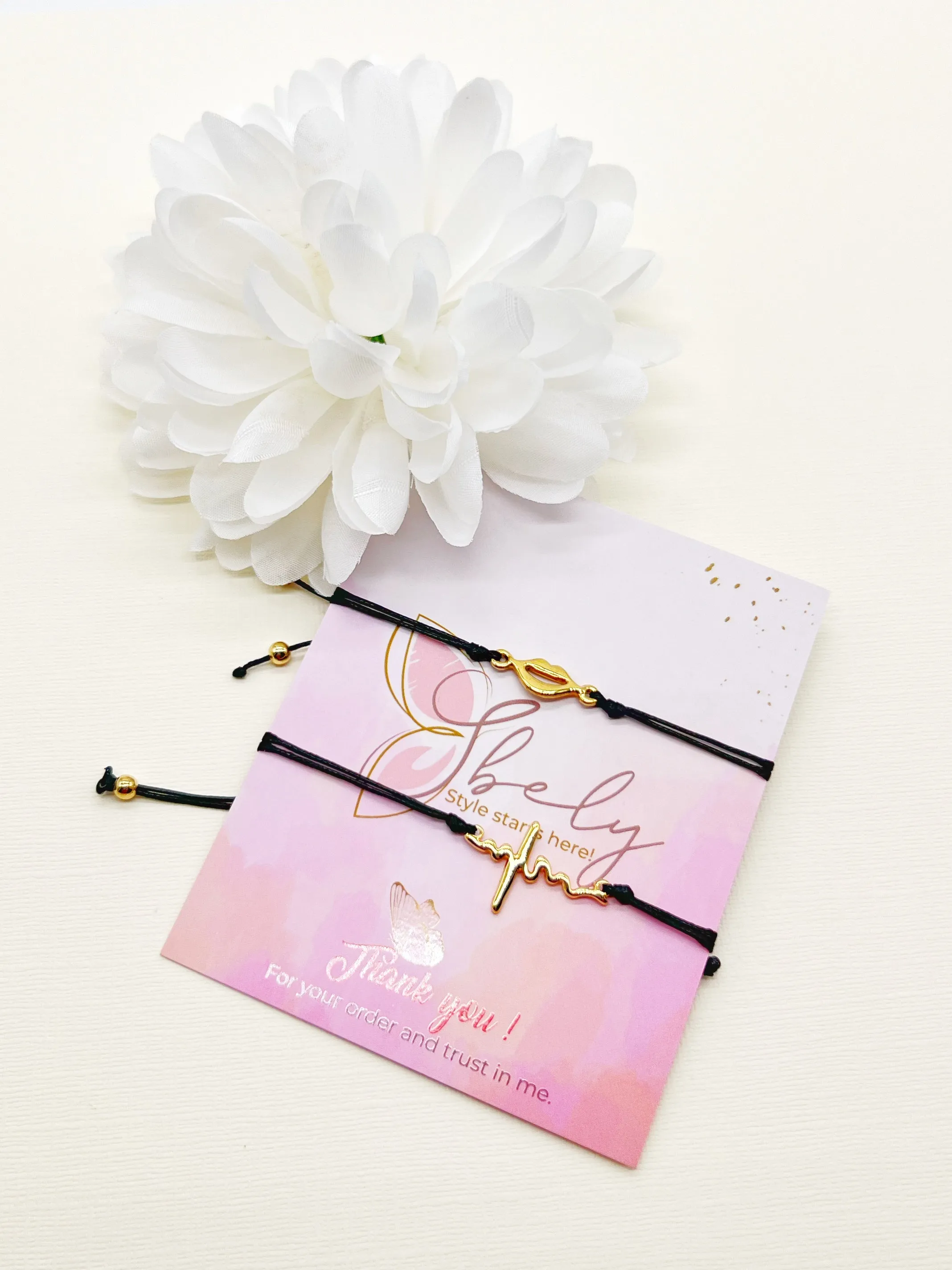 Kiss and heart bracelet duo