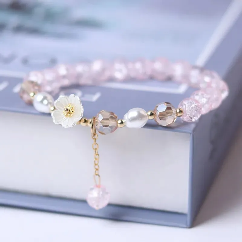 Korean Colorful Crystal Beaded Bracelet for Women Bohemian Shell Daisy Flower Pendant Elastic Bracelets Party Wedding Jewelry