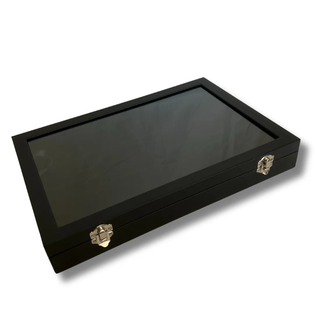 LUXURY DISPLAY CASE
