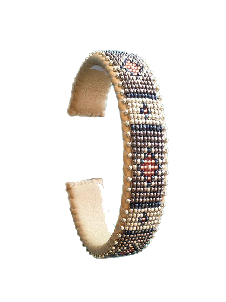 Mattie Etkie Glass Bead Cuff
