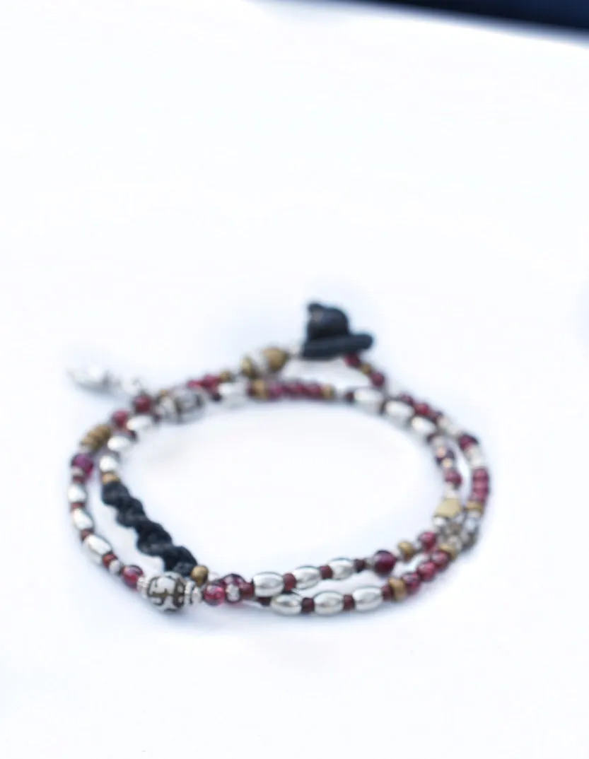 Men’s & Unisex Detailed Skinny Garnet Wrap Bracelet