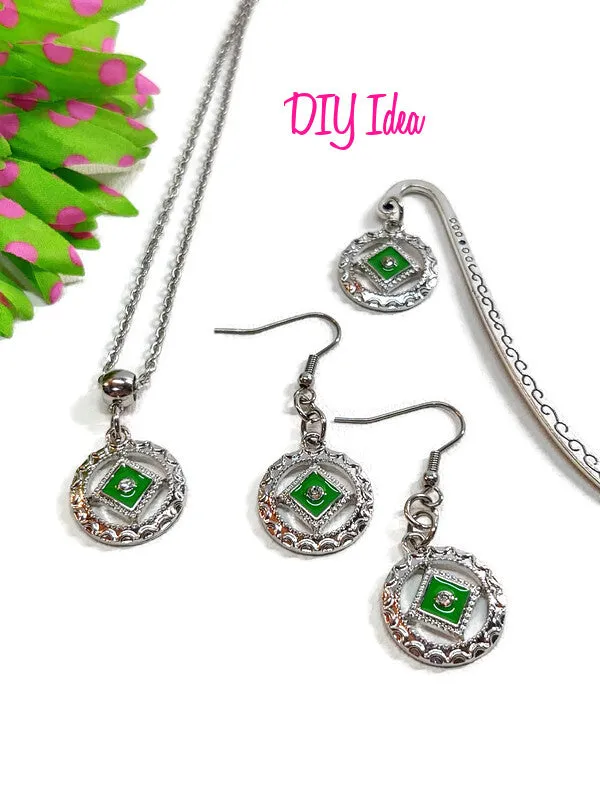 NA Green Enamel Pendant Charms Silver Tone - Narcotics Anonymous