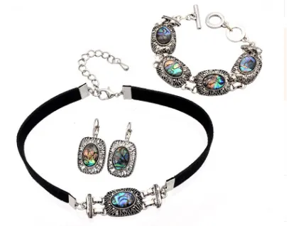 Natural Vintage Shell Earrings Necklace Bracelet Three-Piece Set