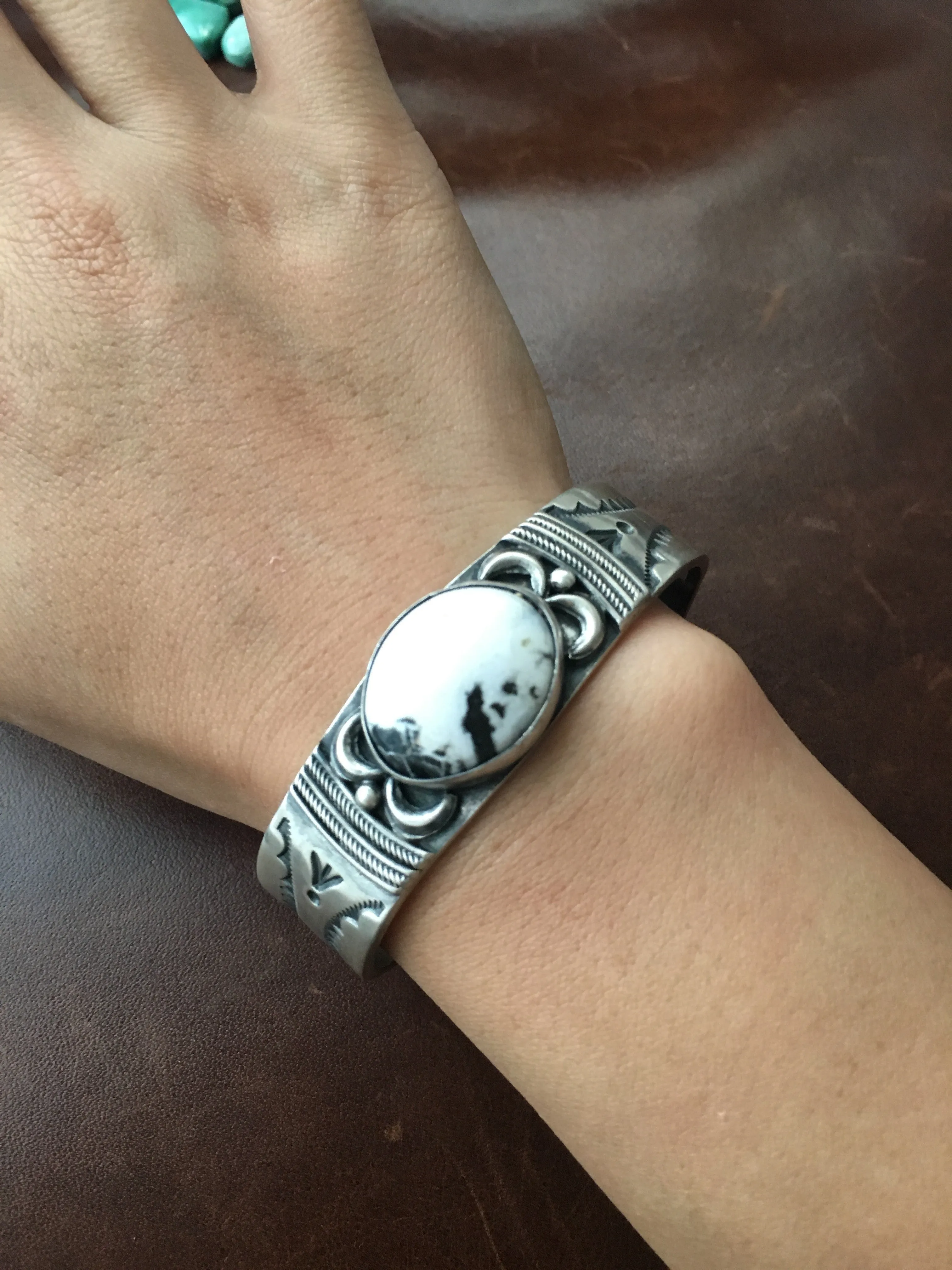Natural White Buffalo Stamped Sterling Silver Bracelet Signed Ray Bennett