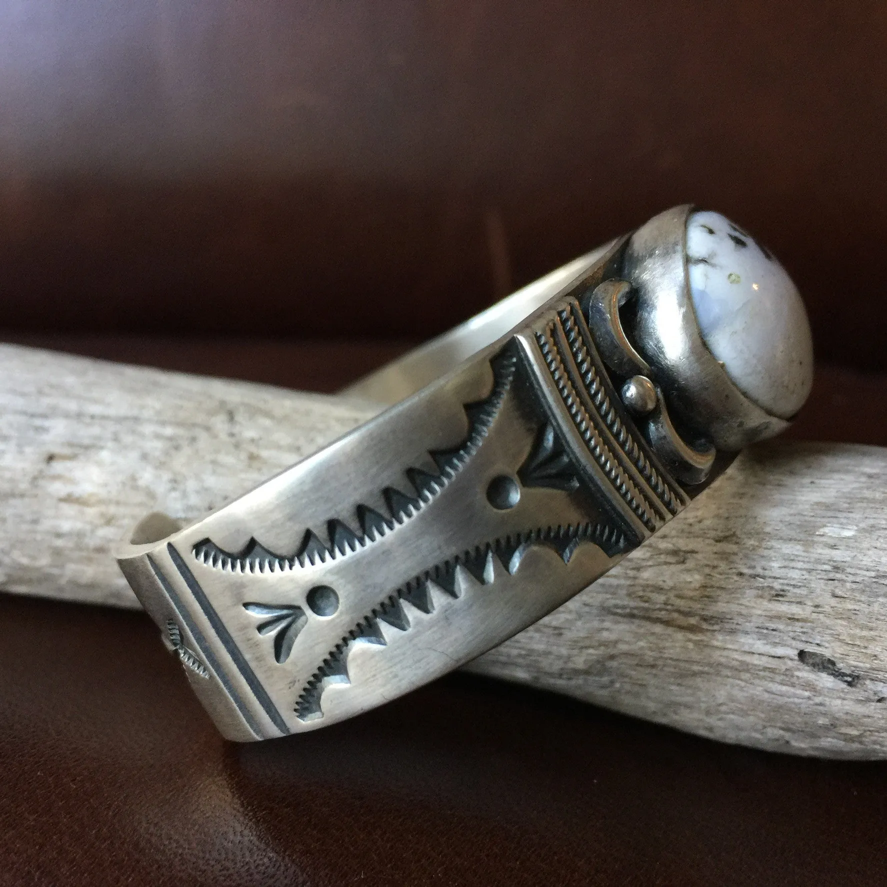 Natural White Buffalo Stamped Sterling Silver Bracelet Signed Ray Bennett
