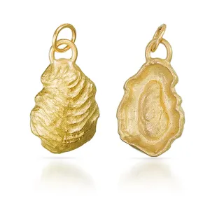 Oyster Charm in Gold