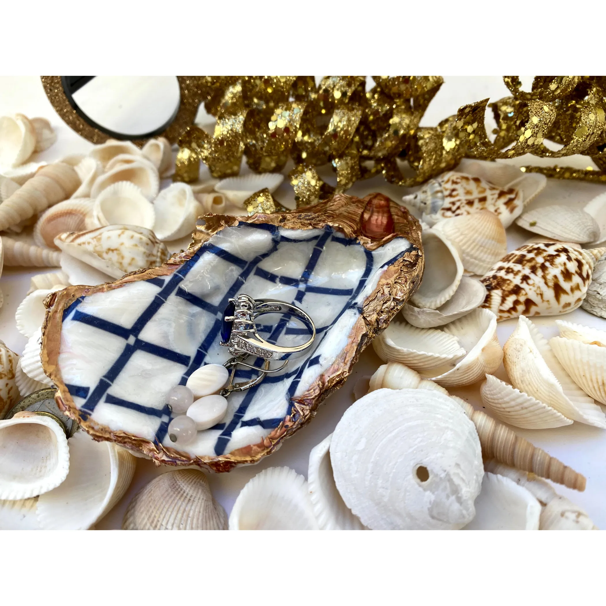 Oyster Shell Art,  Blue Trellis Design