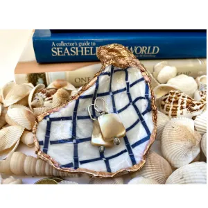 Oyster Shell Art,  Blue Trellis Design
