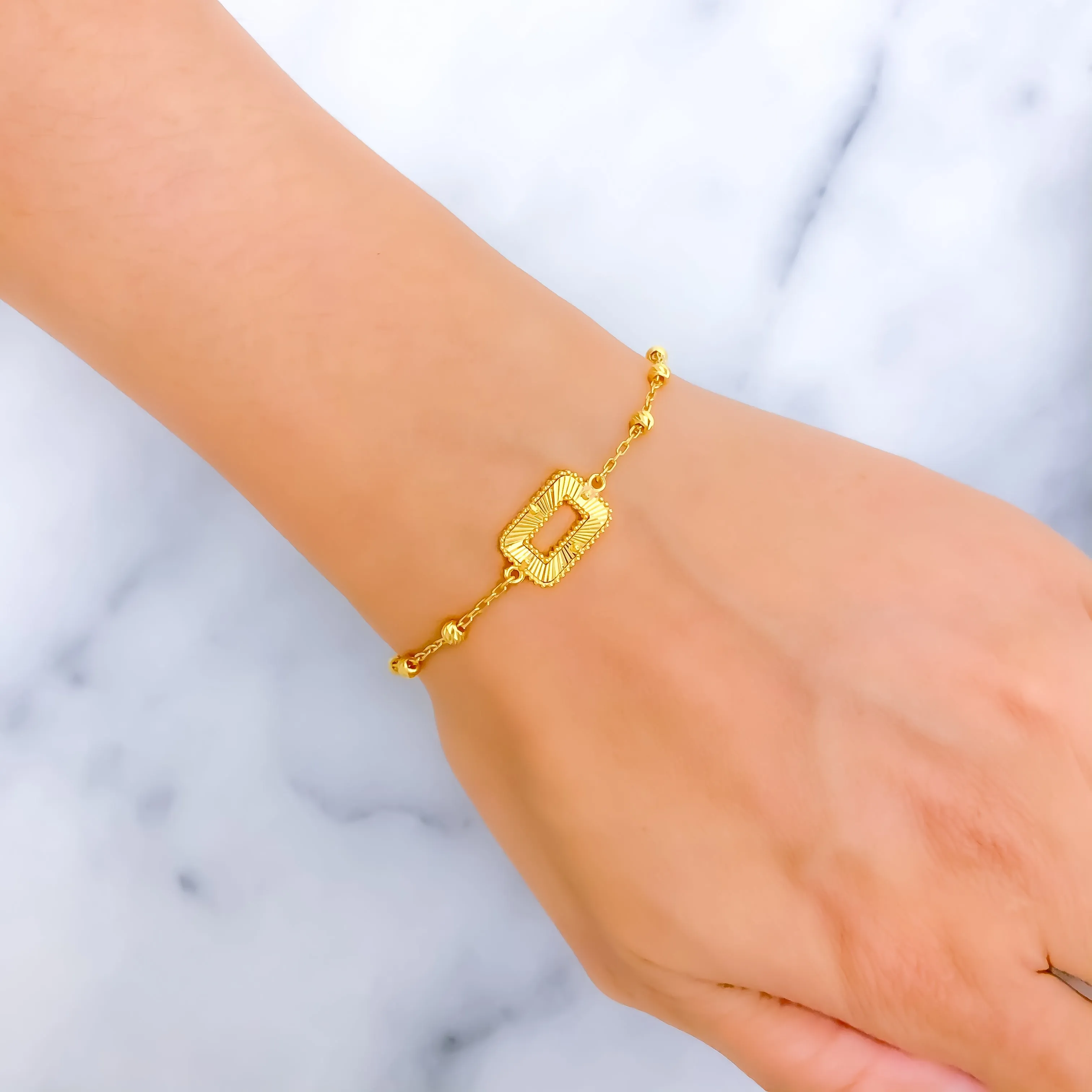 Palatial Jazzy 21k Gold Bracelet