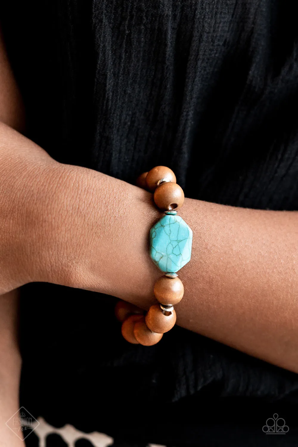 Paparazzi Abundantly Artisan - Blue Fashion Fix Bracelet