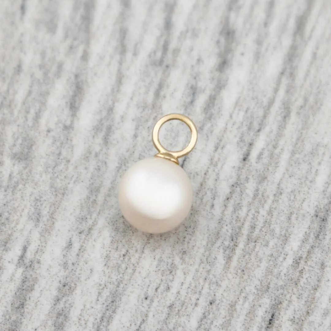Pendentif perle d'eau douce et or 10k