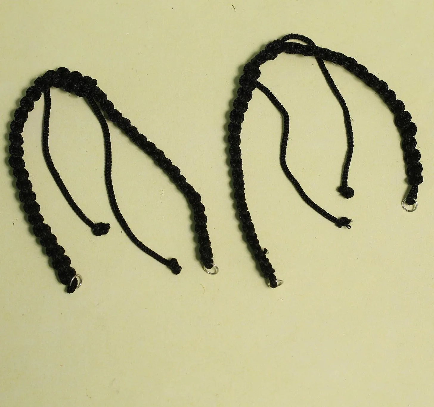 Ready To Use Bracelets Thread Dori Black