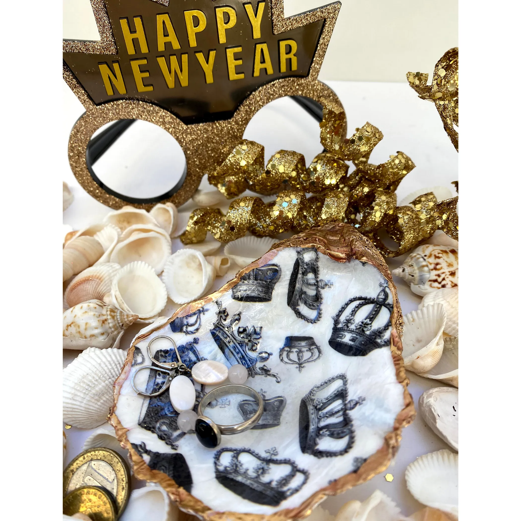 Shell Art, Crown Design, Jewelry Dish