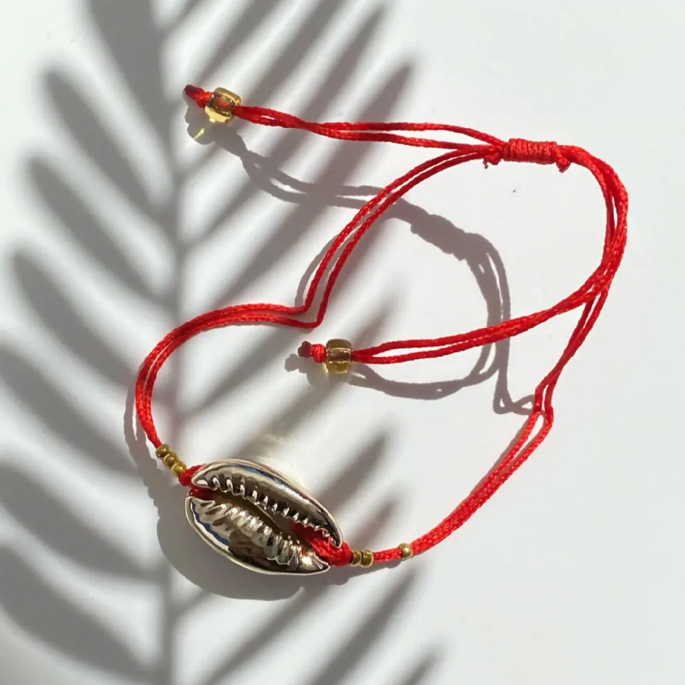 Soledad Cowrie Braclelet