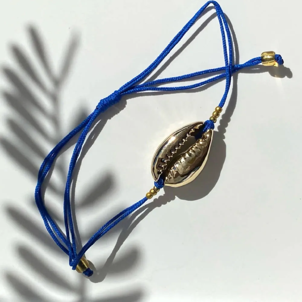 Soledad Cowrie Braclelet