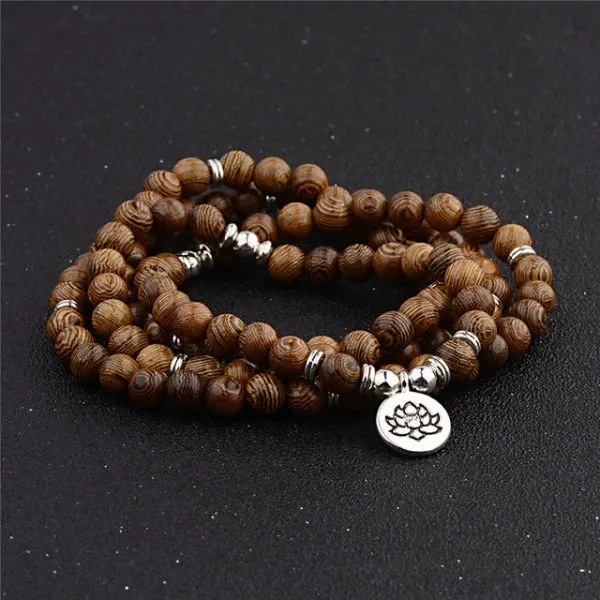 Tibetan wooden bracelet for men – lotus