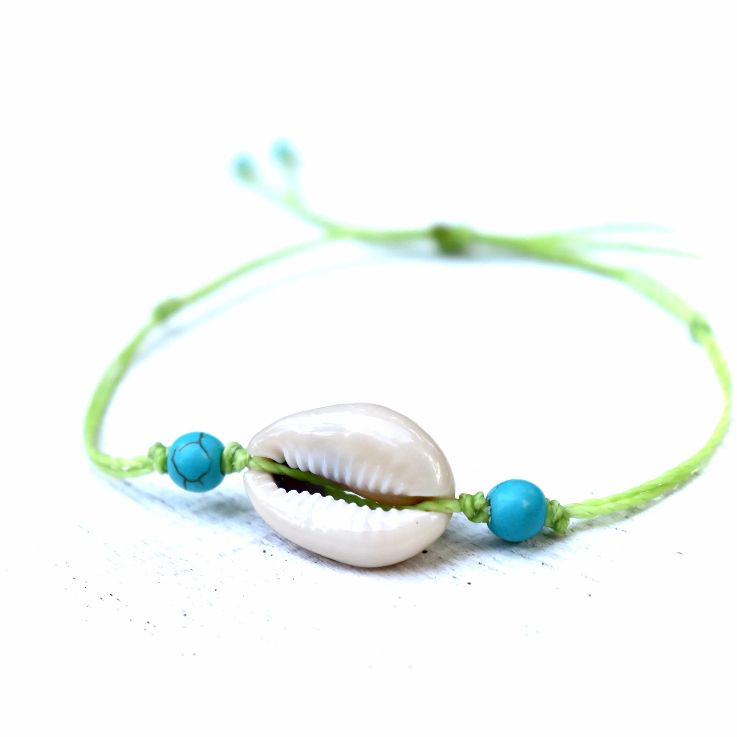 Turquoise & Cowrie Shell Beaded Bracelet