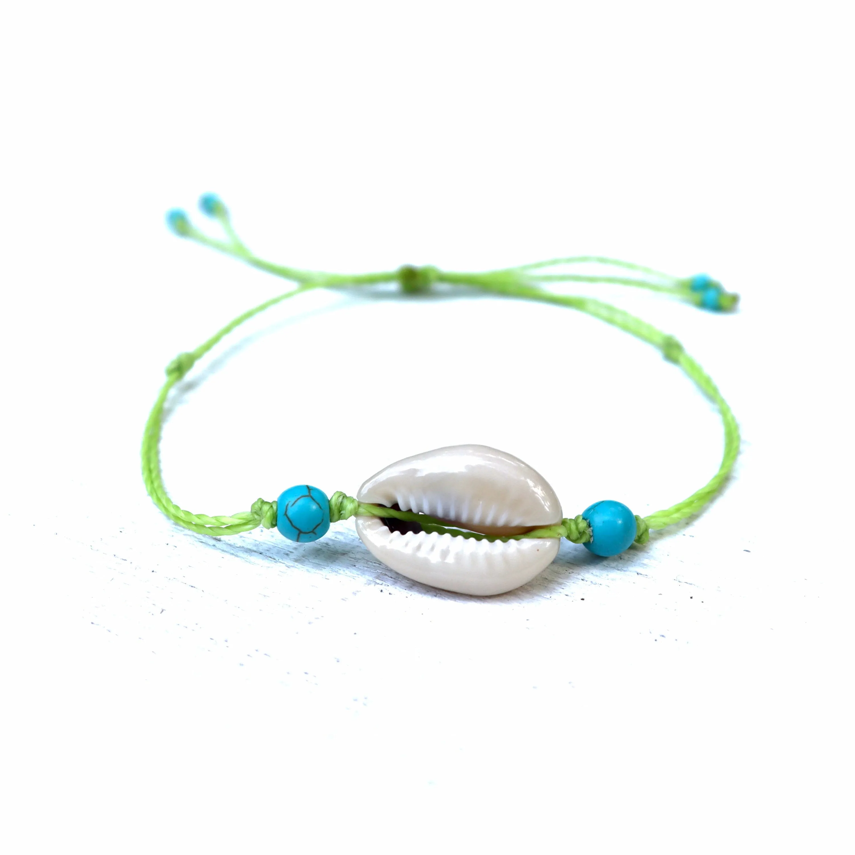 Turquoise & Cowrie Shell Beaded Bracelet